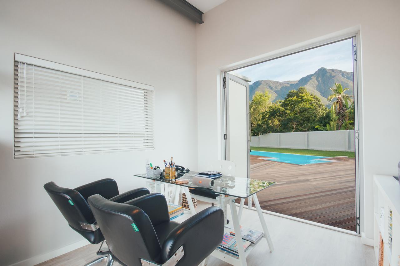 A Riverbed Guesthouse Swellendam Bagian luar foto