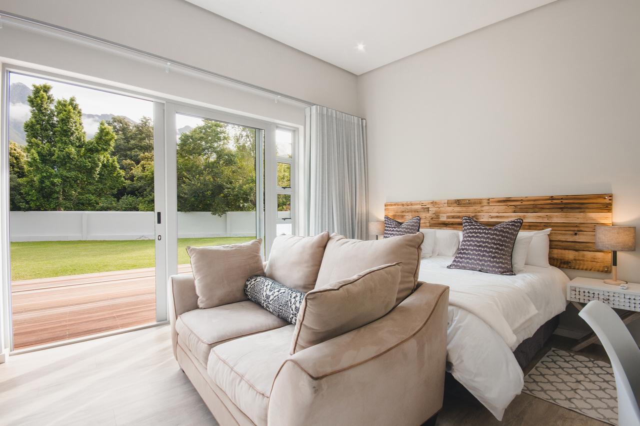 A Riverbed Guesthouse Swellendam Bagian luar foto